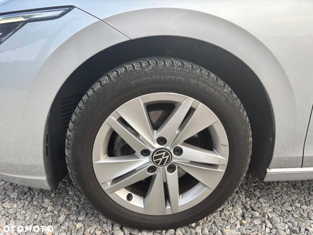 Volkswagen Golf VIII 1.5 TSI EVO Life - 19