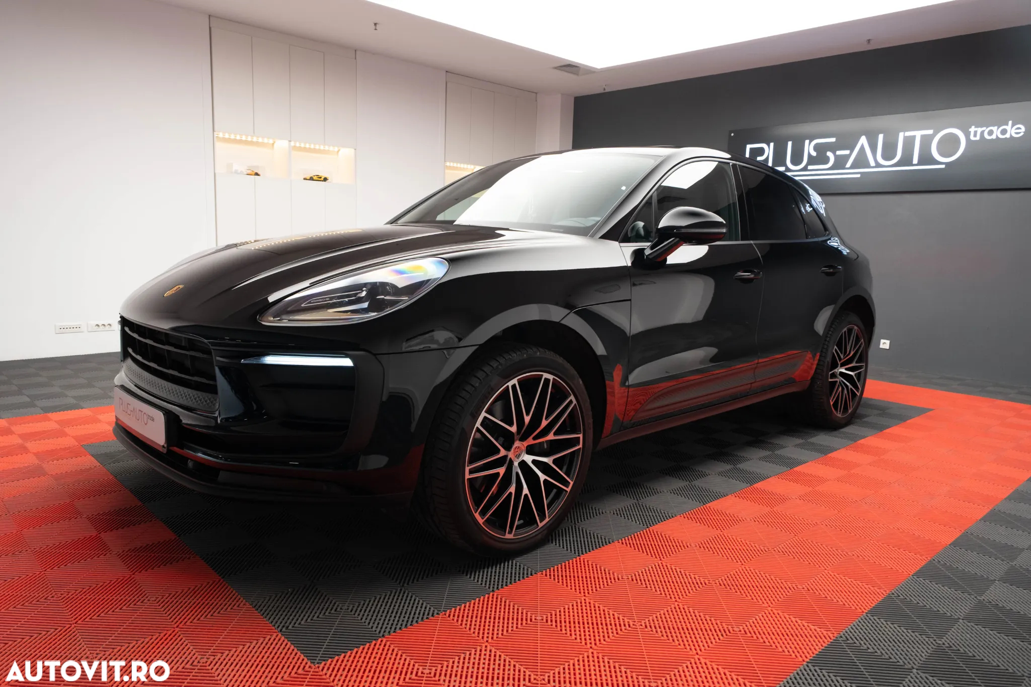 Porsche Macan T - 3