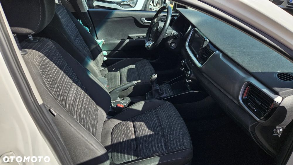 Kia Stonic 1.4 Spirit - 18