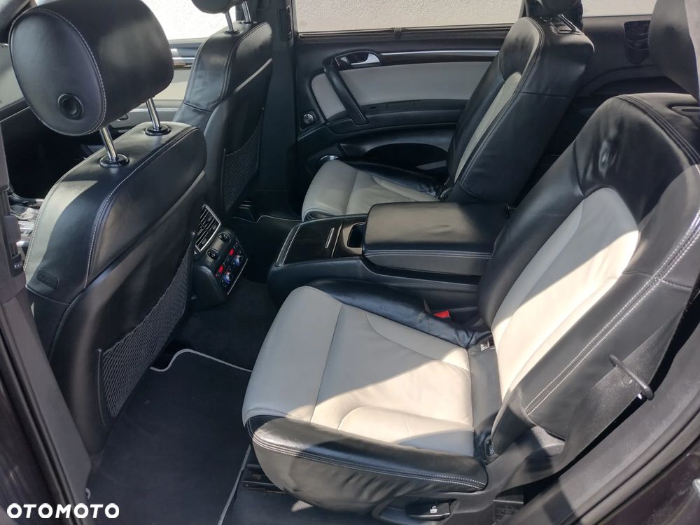 Audi Q7 - 17