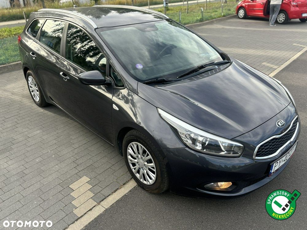 Kia Ceed - 1