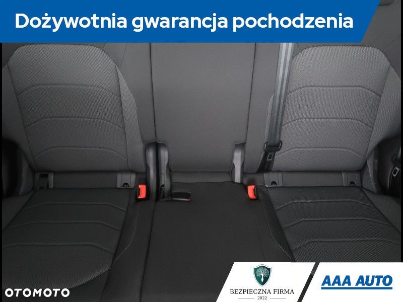 Volkswagen Touareg - 11