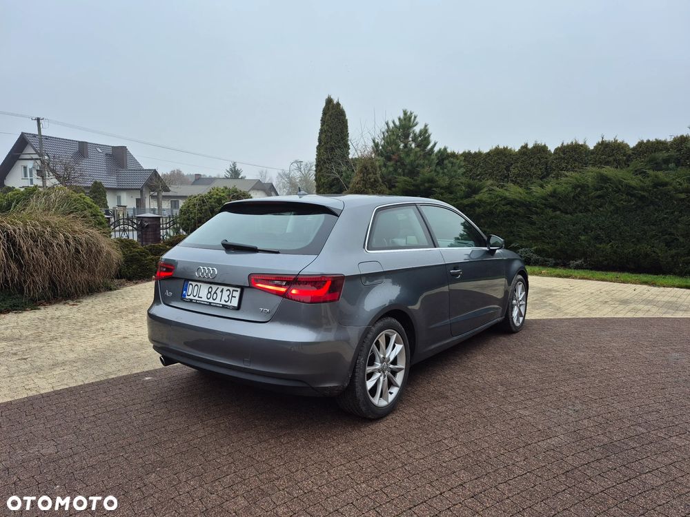Audi A3 3-drzwiowe 1.6 TDI Ambition - 4