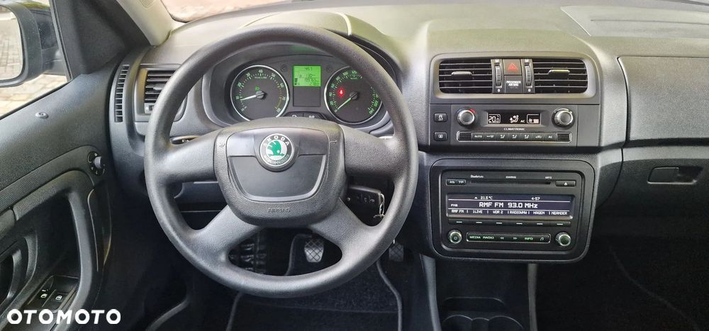 Skoda Roomster 1.4 MPI PLUS EDITION - 21