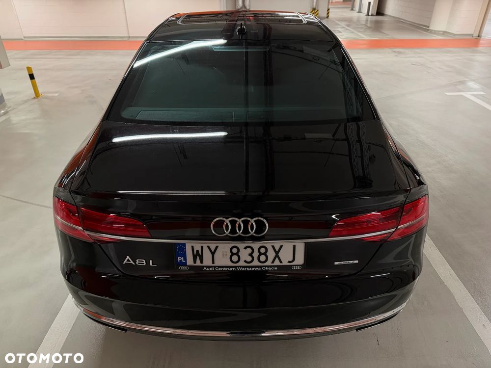 Audi A8 - 7