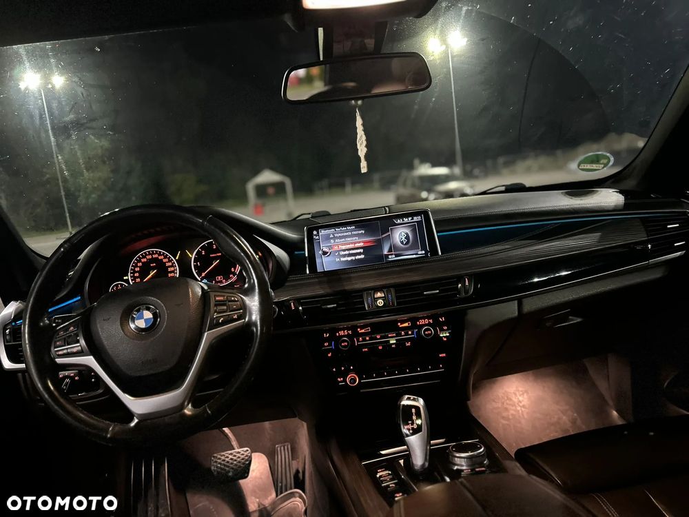 BMW X5 xDrive40d - 12