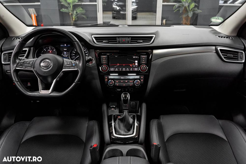 Nissan Qashqai 1.7 dCi Xtronic ALL-MODE 4x4i TEKNA - 8