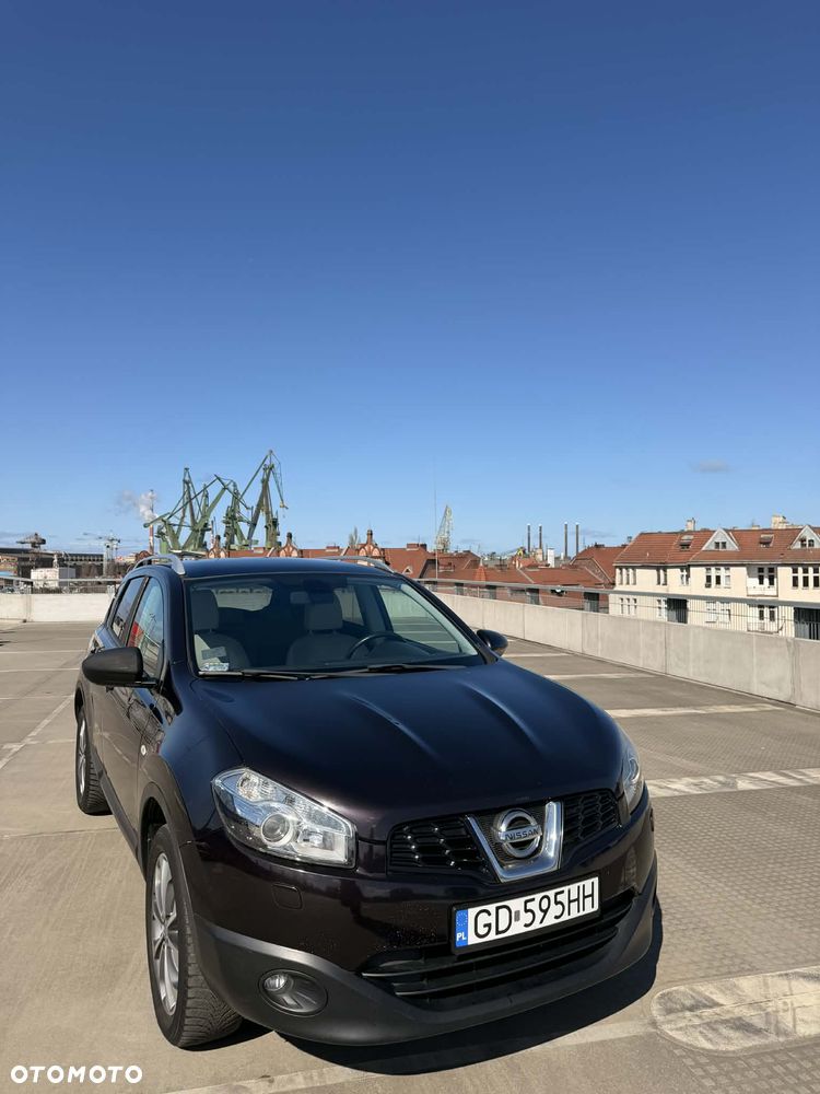 Nissan Qashqai - 2