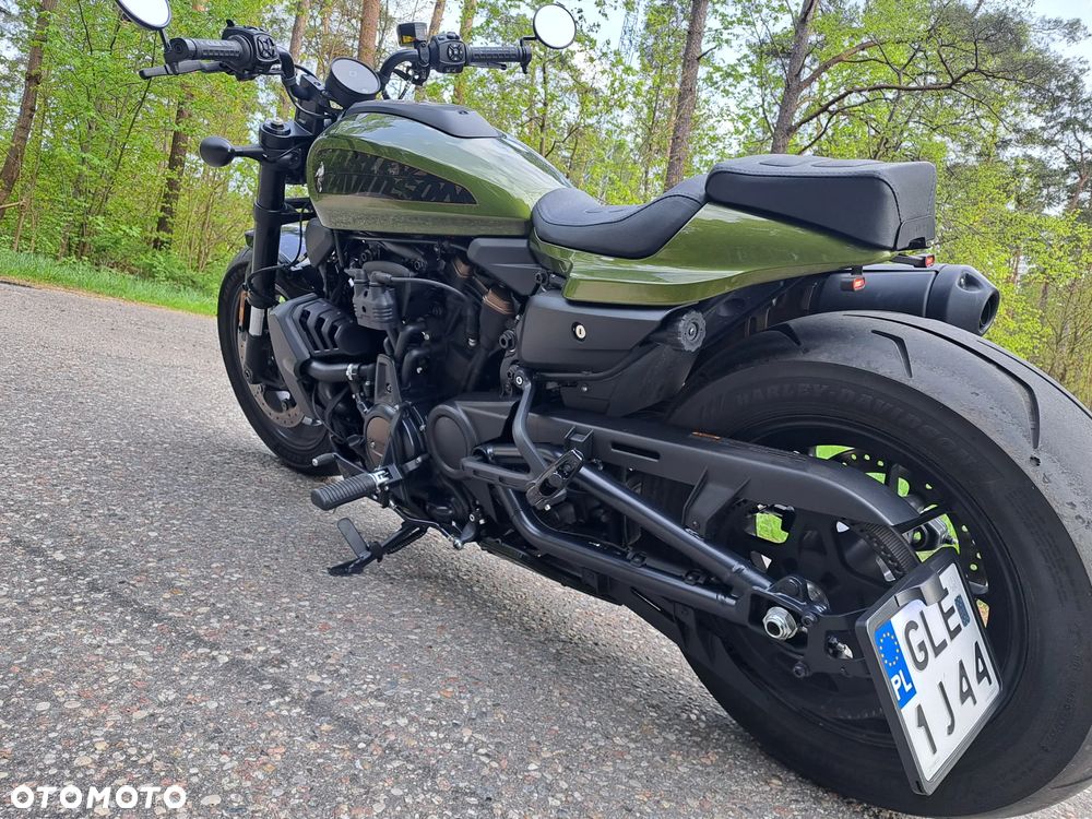 Harley-Davidson Sportster - 13