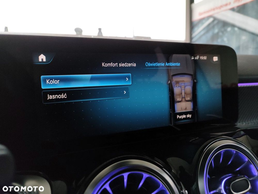 Mercedes-Benz GLB 220 d 4-Matic AMG Line 8G-DCT - 33