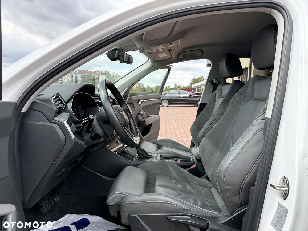 Audi Q3 35 TFSI mHEV S-Line S tronic - 22