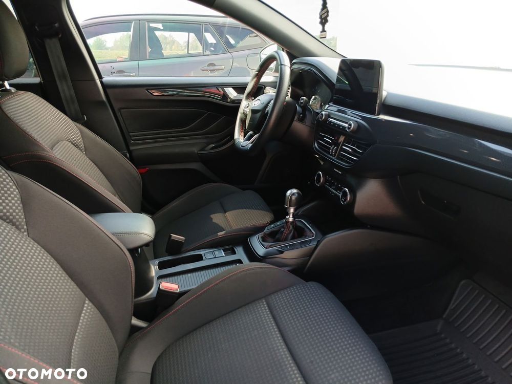 Ford Focus 1.5 EcoBlue ST-Line - 9