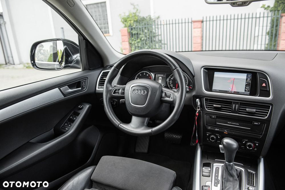 Audi Q5 2.0 TFSI quattro tiptronic - 28