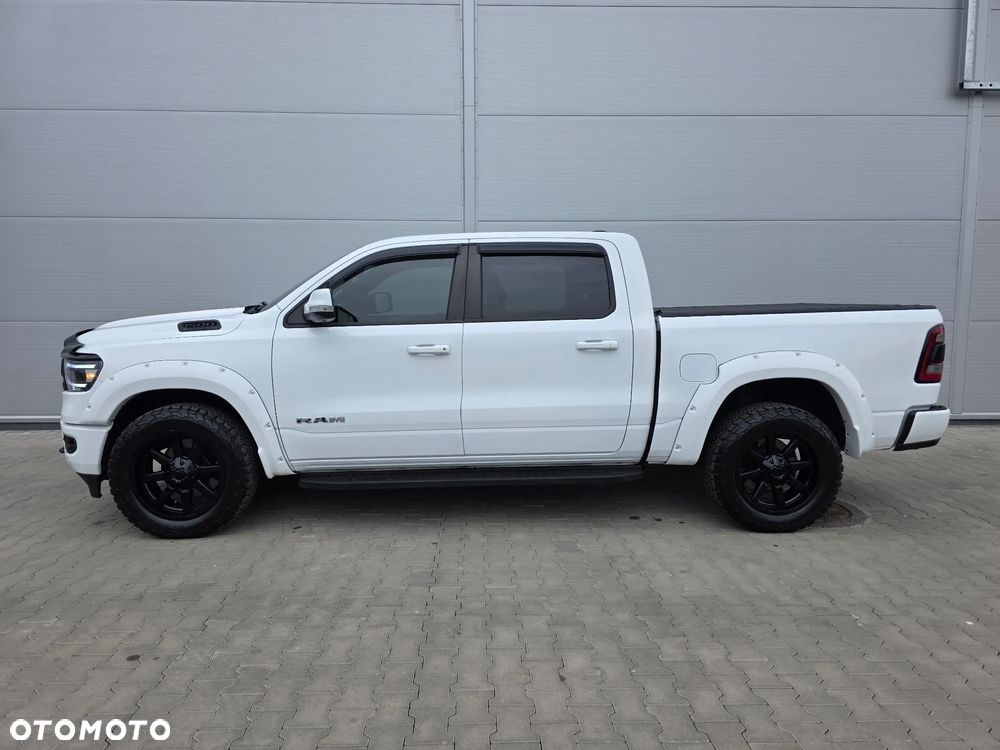 Dodge RAM - 16