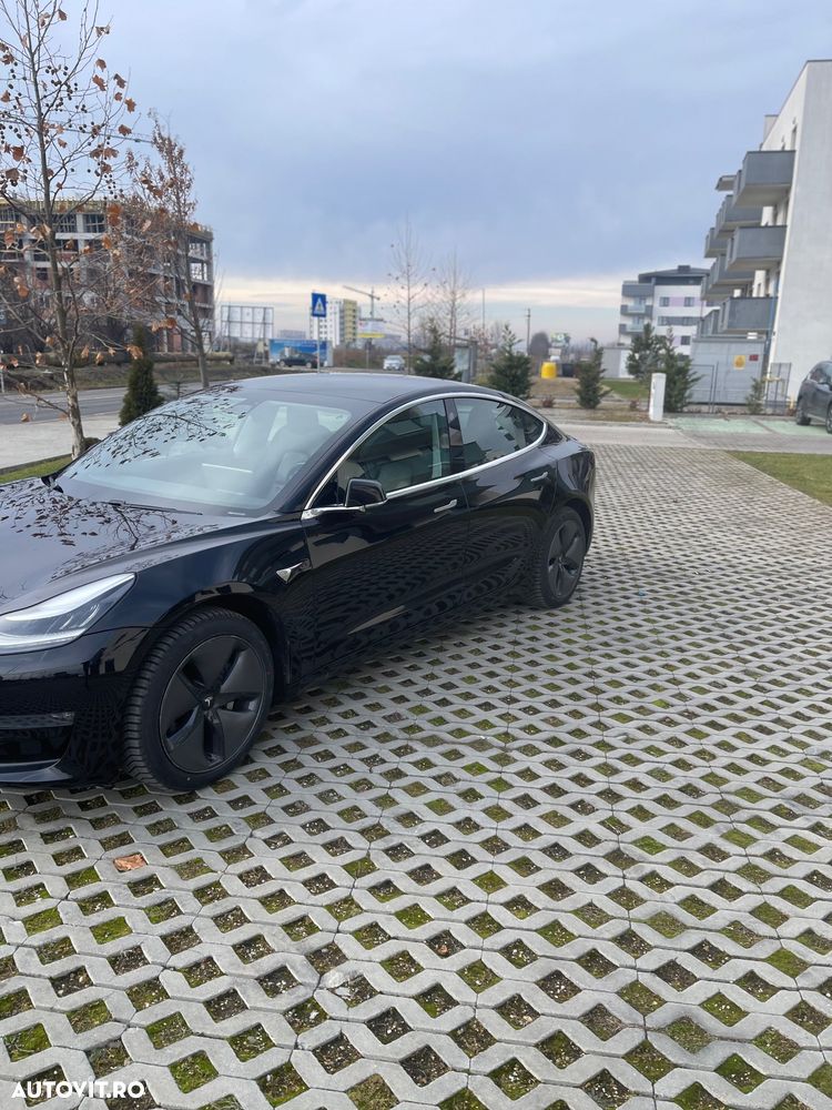 TESLA Model 3 2019 — imagine 2