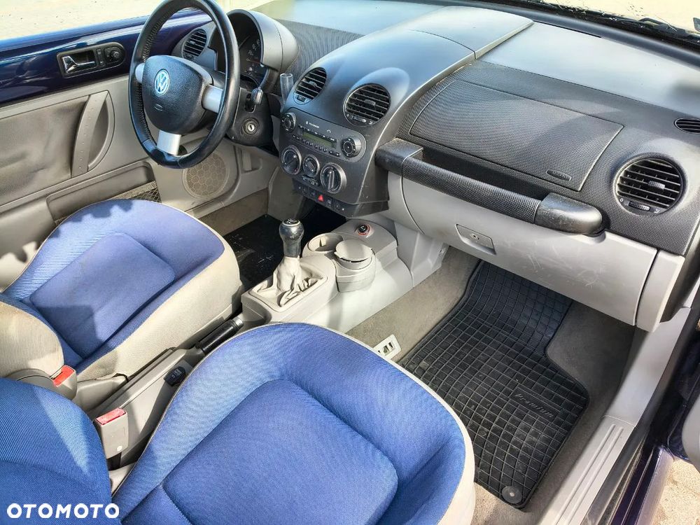 Volkswagen New Beetle 1.6 - 11