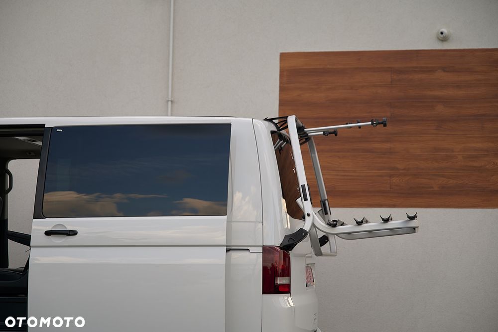 Volkswagen Multivan - 22