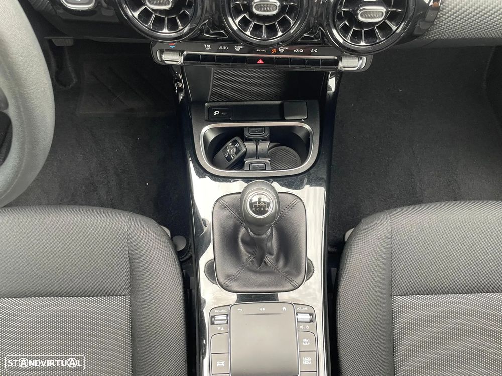 Mercedes-Benz A 160 Edition 2020 - 9
