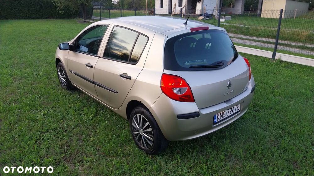 Renault Clio - 5