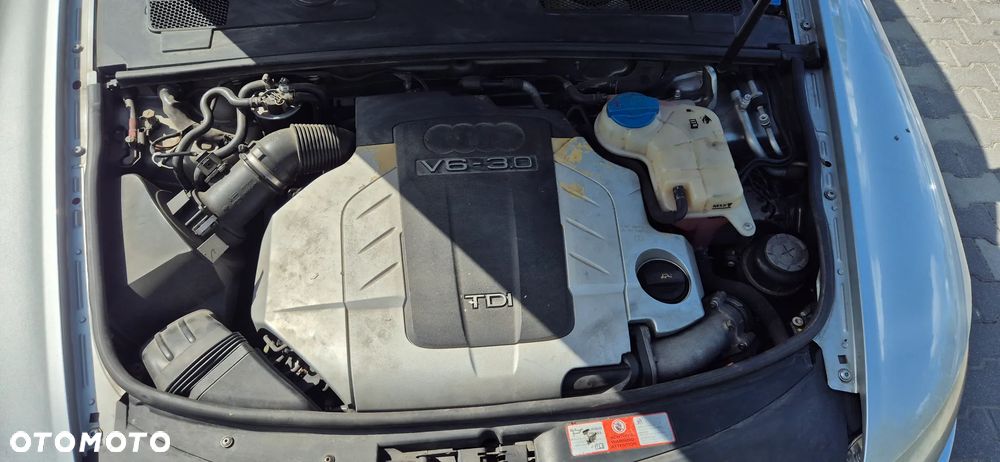 Audi A6 Avant - 11