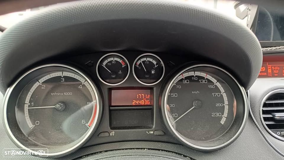 Peugeot 308 SW 1.6 HDi Executive CVM6 - 3