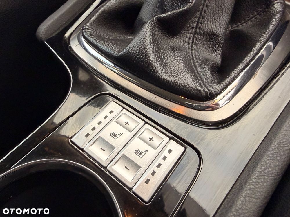 Ford Mondeo 2.5 Titanium S - 22