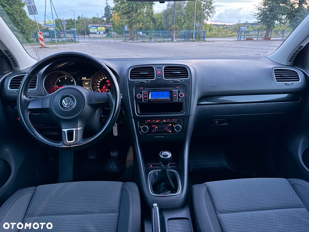 Volkswagen Golf 1.6 TDI Highline - 13
