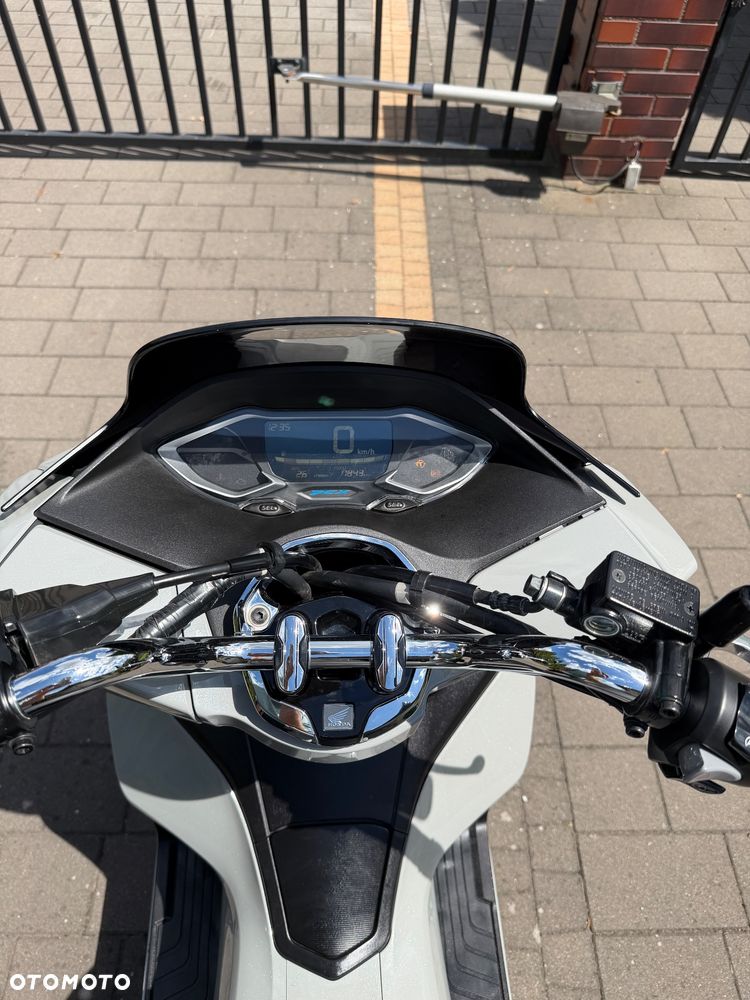 Honda PCX - 9