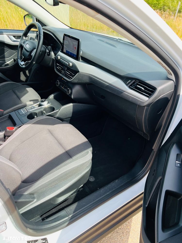 Ford Focus 1.5 TDCi Powershift Titanium - 15