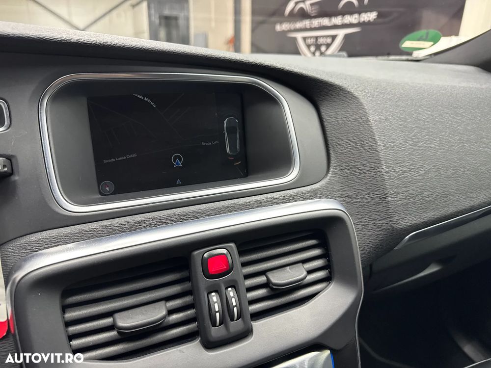 VOLVO V40 2014 — imagine 28