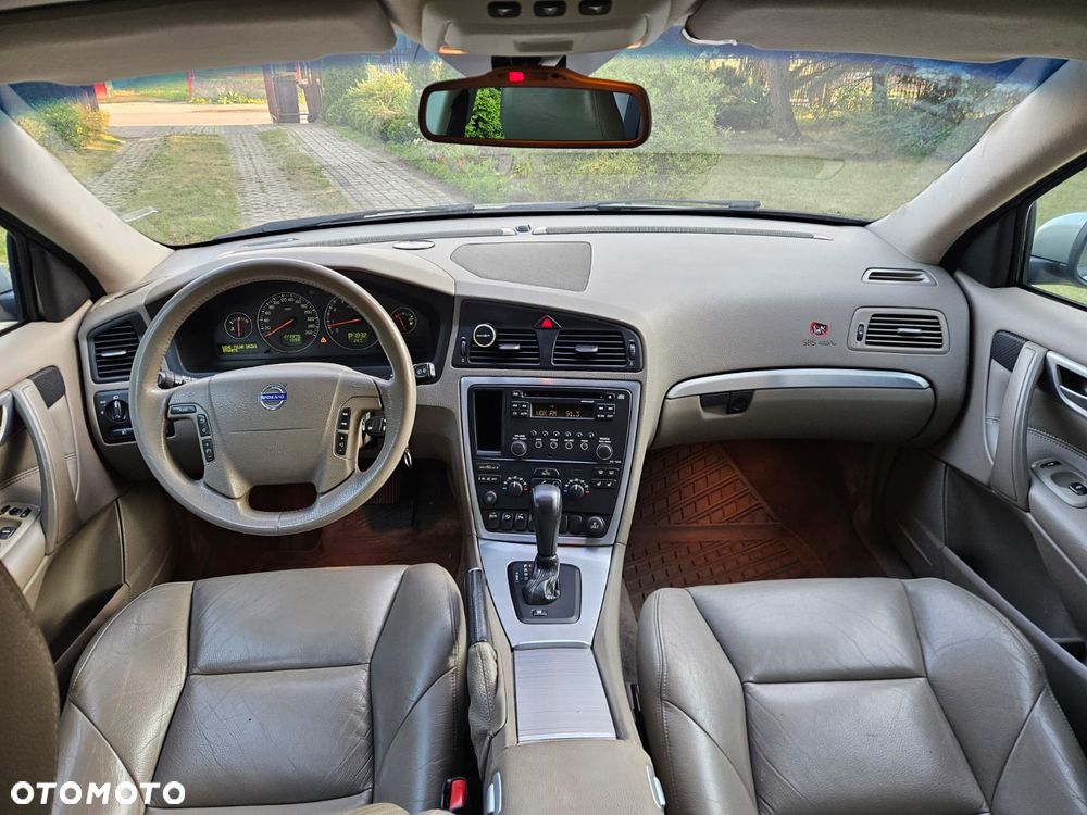 Volvo V70 2.5T AWD Summum - 13