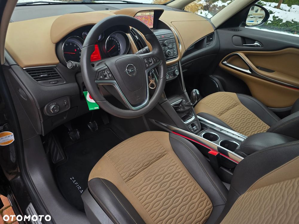 Opel Zafira 1.4 T Cosmo EcoFLEX S&S - 19