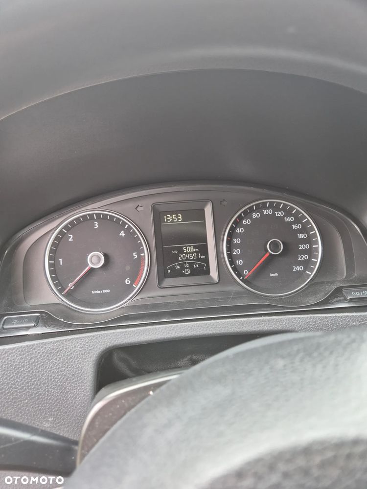 Volkswagen Transporter - 8