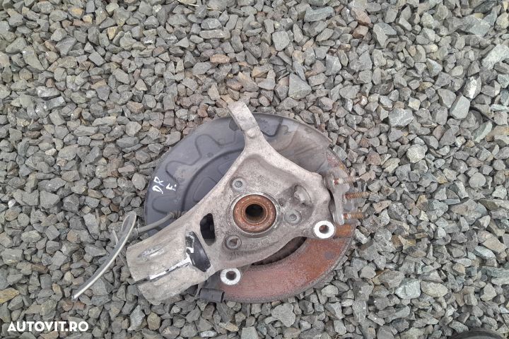 Fuzeta fata dreapta 5Q0407258A 5Q0407258A Volkswagen VW Touran 2 [201 - 2