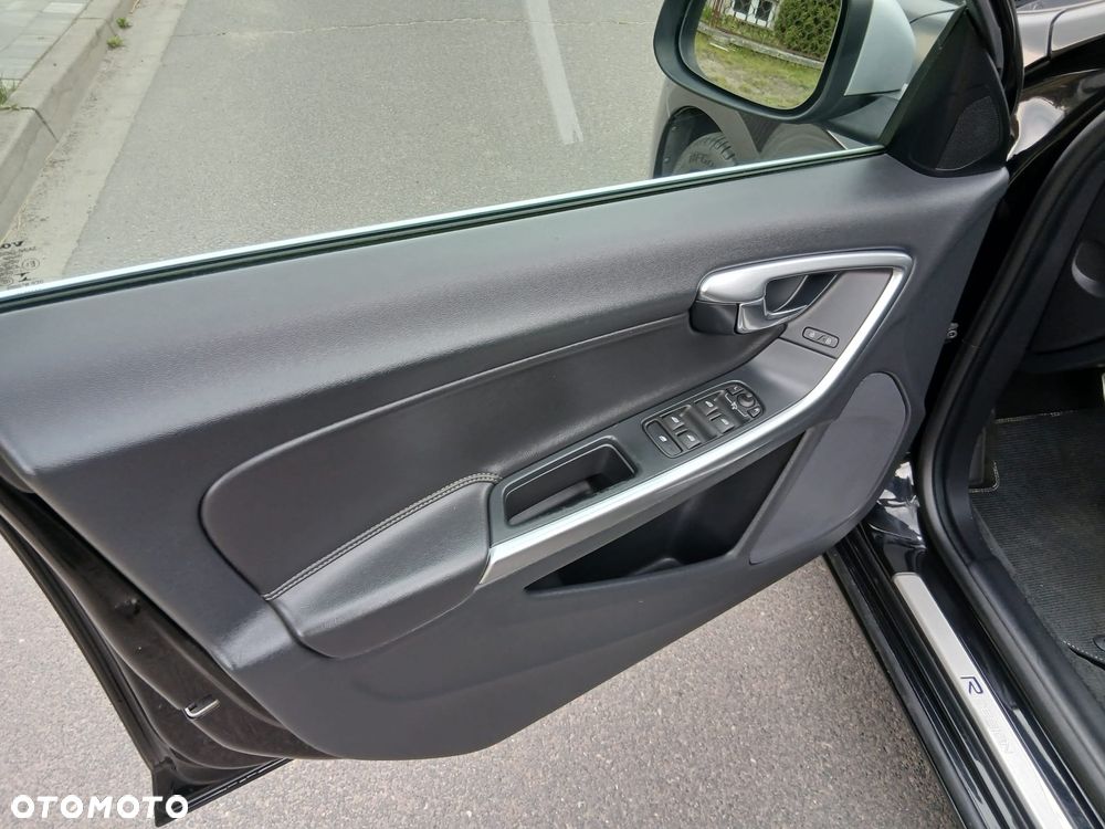 Volvo V60 - 15