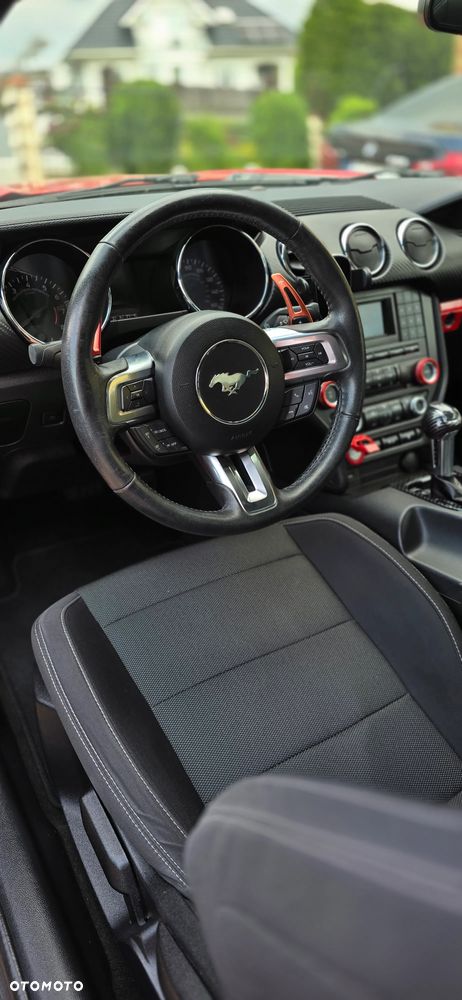 Ford Mustang - 12
