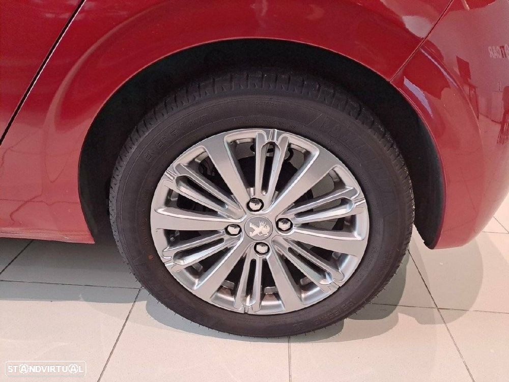 Peugeot 208 1.2 PureTech Signature - 11