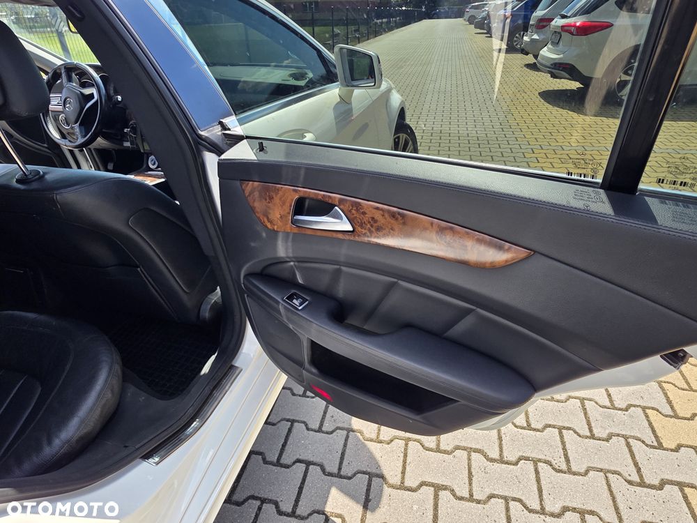 Mercedes-Benz CLS 350 CDI 4Matic DPF B.EFF 7G-TR Edition 1 - 15