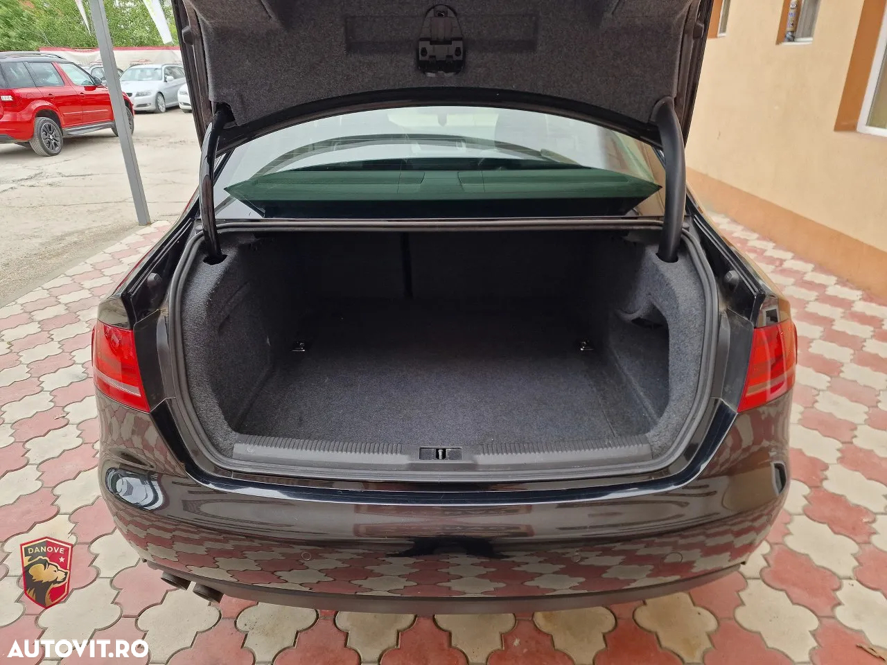 Audi A4 2.0 TDI B8 - 11