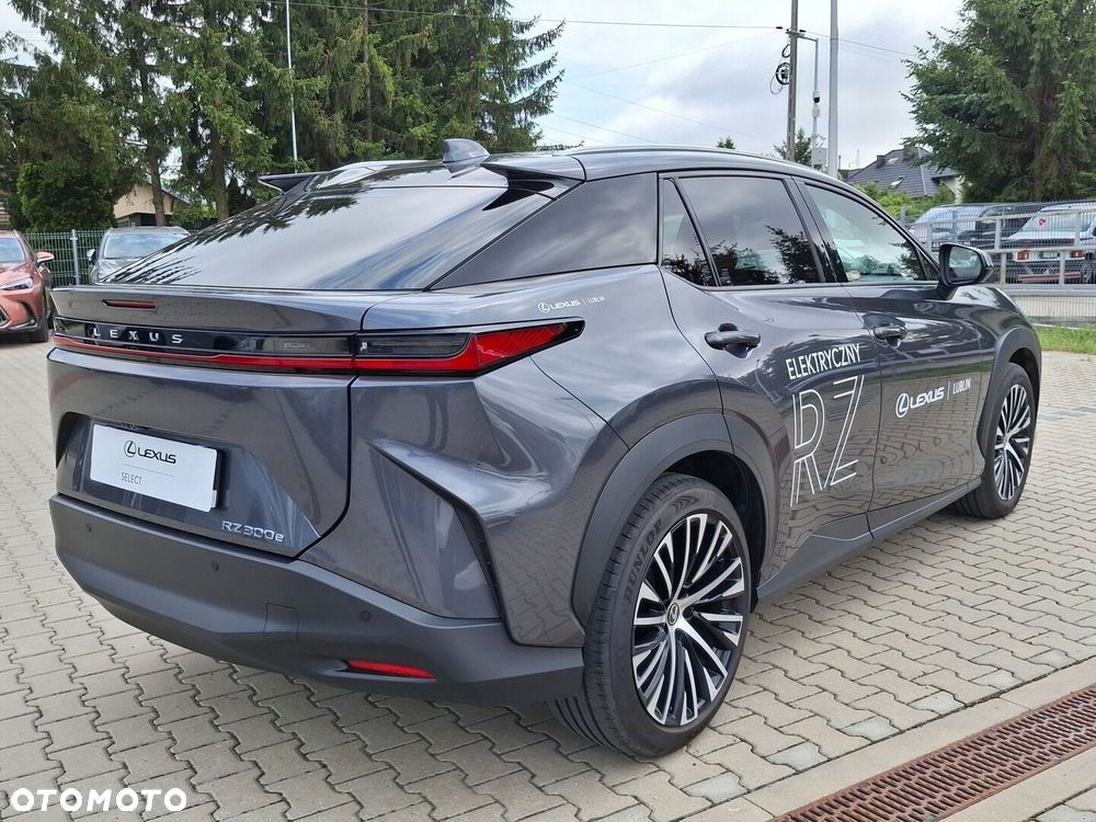 Lexus RZ 300e Prestige - 12
