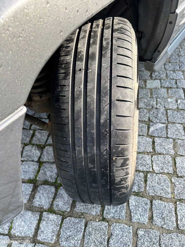 Jeep Grand Cherokee 2.7 CRD Overland - 10