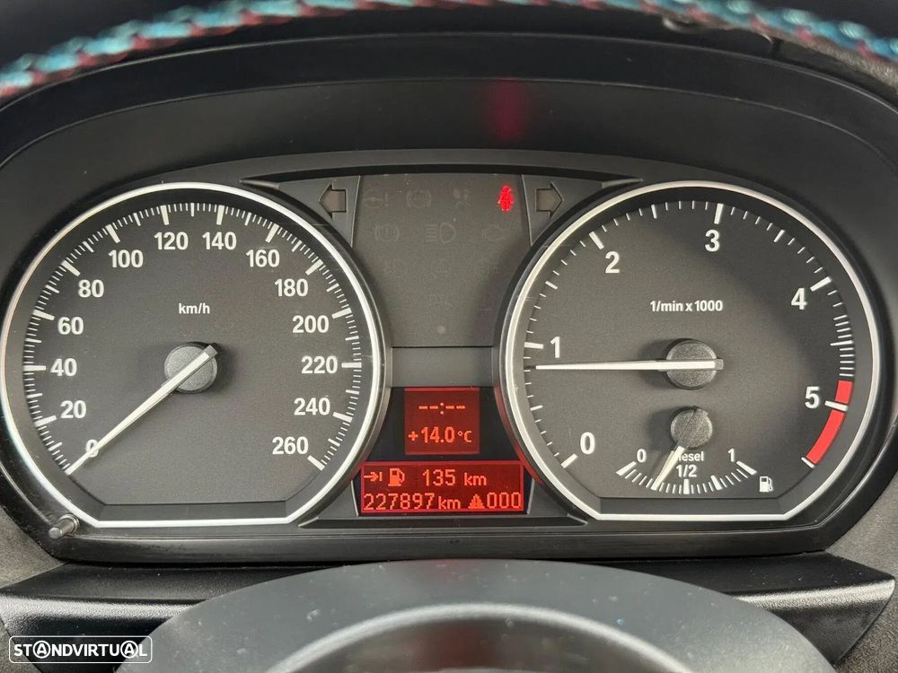 BMW 120 d Coupe - 17