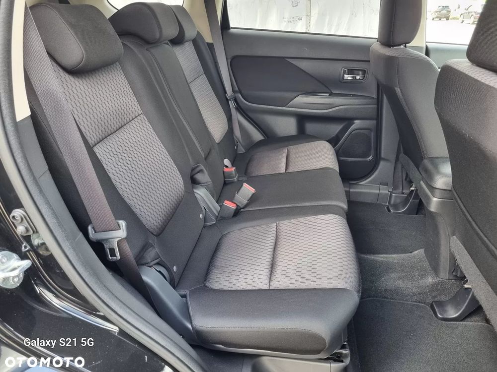 Mitsubishi Outlander 2.0 2WD CVT Edition - 13