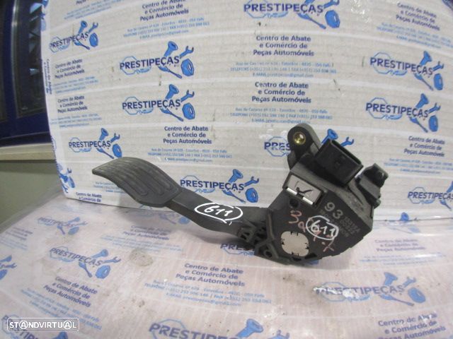 Pedal 180021HMOB NISSAN NOTE 2 2016 1.5DCI 90CV 5P CINZA ESCURO - 1