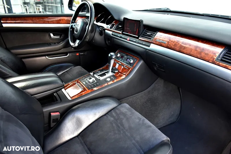 Audi A8 3.0 TDI DPF quattro - 16