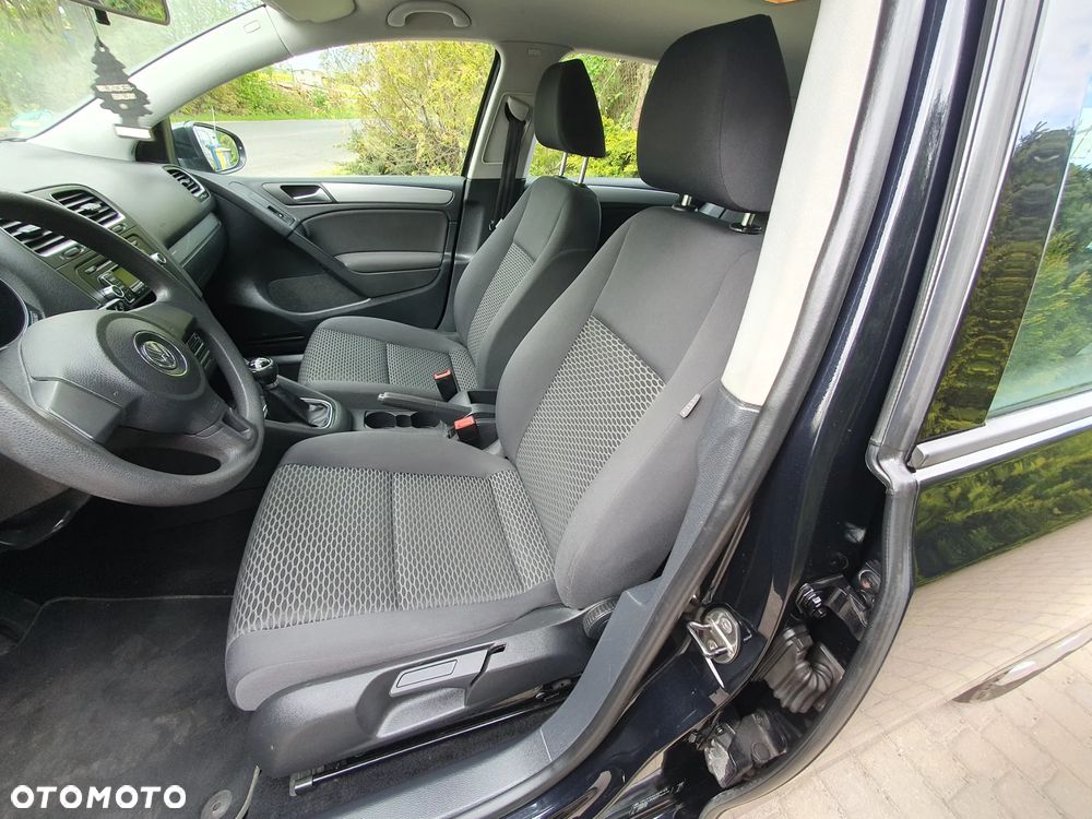 Volkswagen Golf 1.6 TDI DPF Comfortline - 10