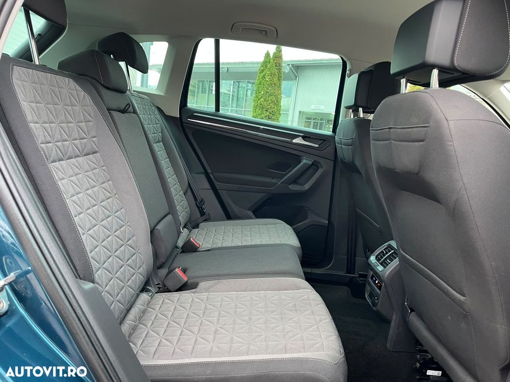 Volkswagen Tiguan - 14