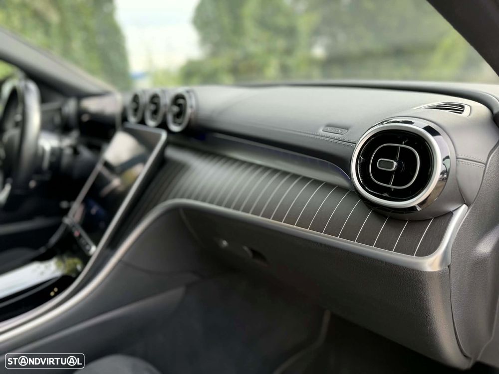 Mercedes-Benz C 300 e T 9G-TRONIC AMG Line - 28
