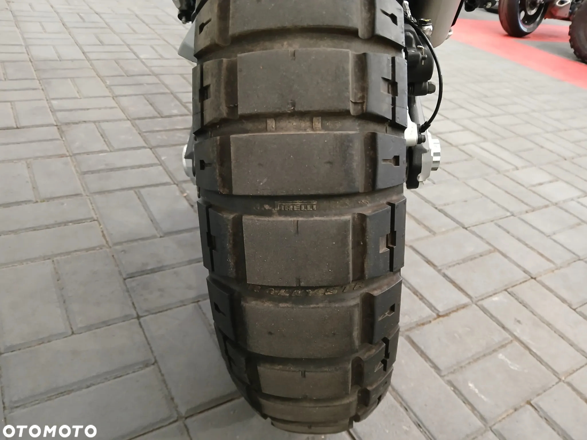Ducati DesertX - 18
