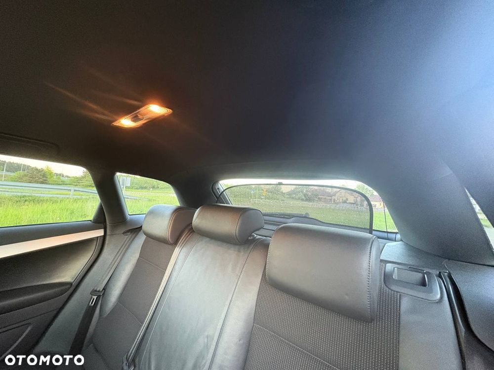 Audi A3 Sportback 2.0 TDI DPF Quattro Attraction - 11
